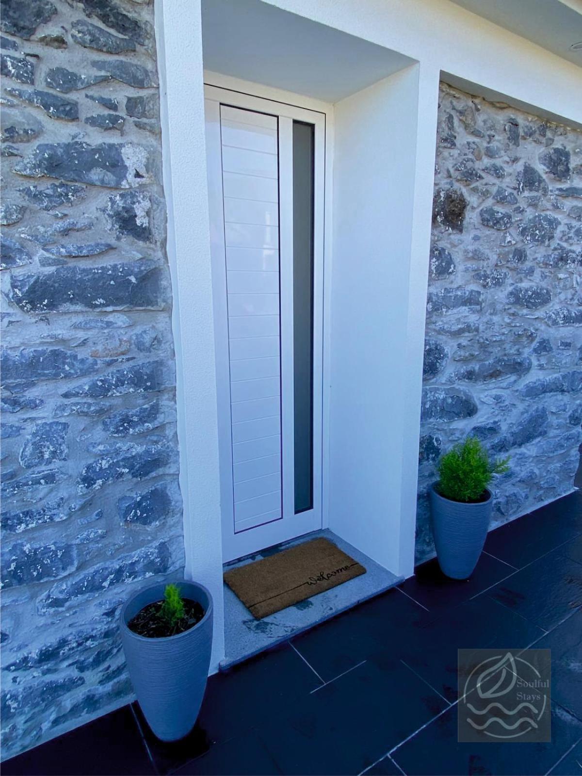 My Little Home Cottage 2 Bedrooms - Soulful Stays Porto Moniz Bagian luar foto